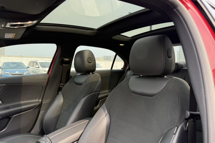 Used Mercedes-Benz A-Class 2019 Restyled A 180 L Sport Sedan Roof