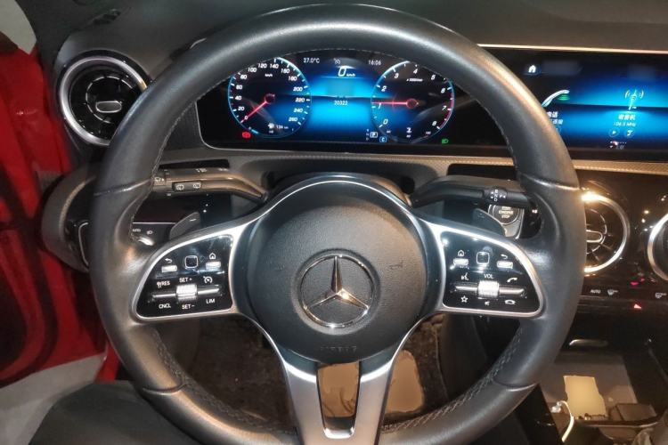Used Mercedes-Benz A-Class 2019 A 200 Dynamic Edition Steering Wheel