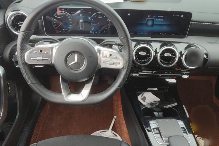 Used Mercedes-Benz A-Class 2019 Revised A 200 L Steering Wheel