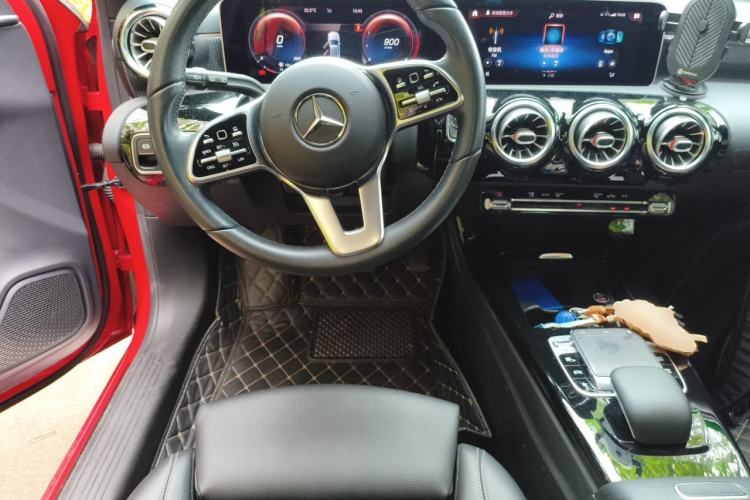 Used Mercedes-Benz A-Class 2019 A 200 Dynamic Edition Steering Wheel