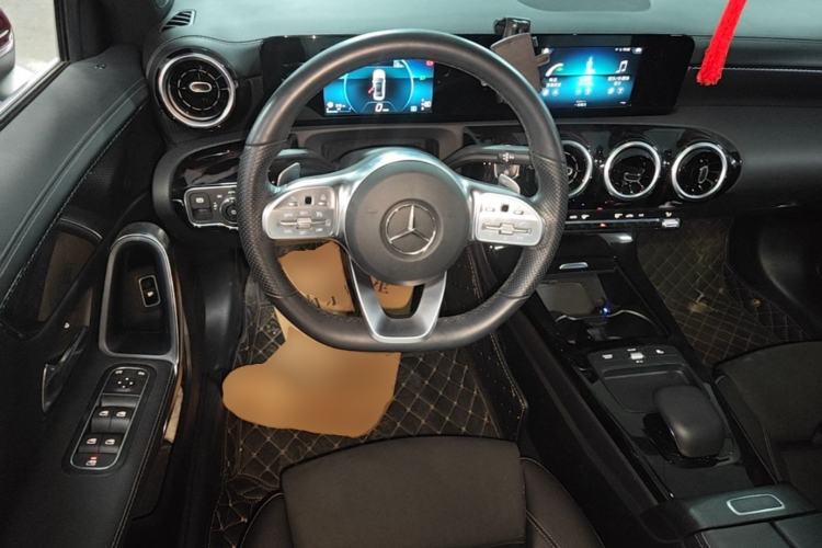Used Mercedes-Benz A-Class 2019 A 180 L Sport Sedan Steering Wheel