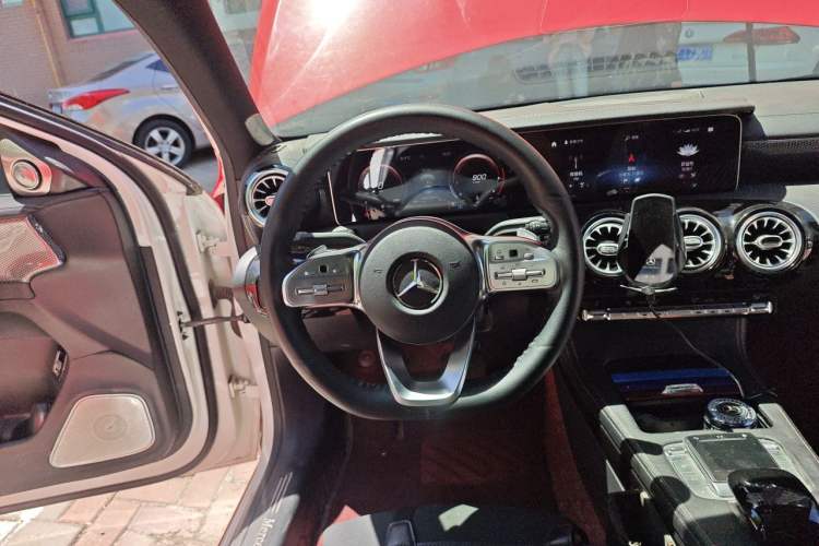 Used Mercedes-Benz A-Class 2019 A 200 L Sport Sedan Steering Wheel
