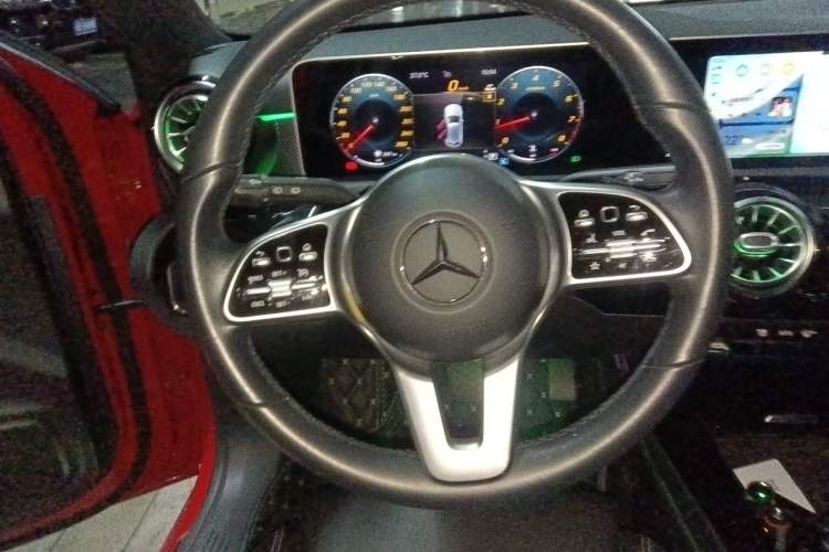 Used Mercedes-Benz A-Class 2019 A 200 Dynamic Edition Steering Wheel