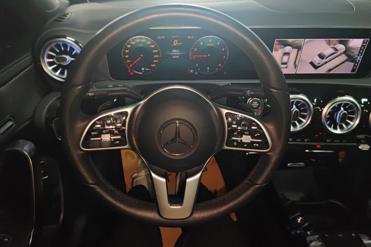 Used Mercedes-Benz A-Class 2019 A 200 L Steering Wheel