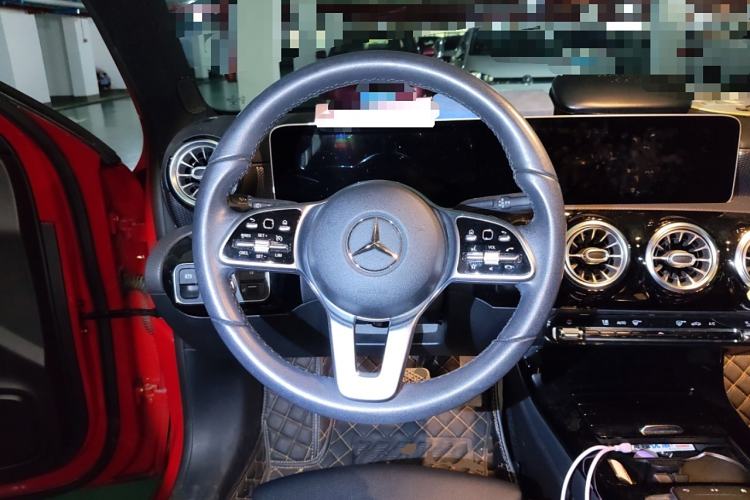 Used Mercedes-Benz A-Class 2019 A 200 Dynamic Edition Steering Wheel
