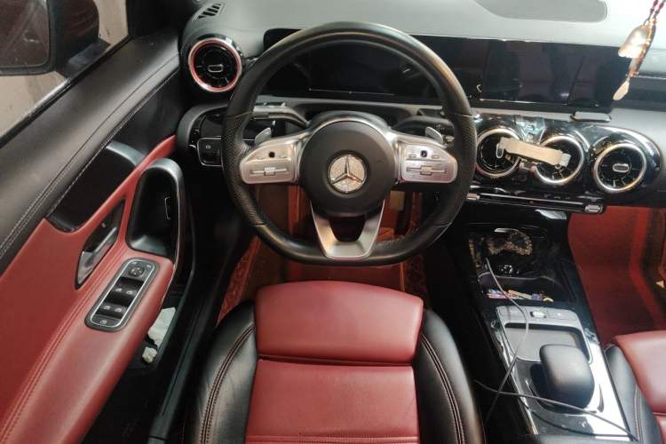 Used Mercedes-Benz A-Class 2019 A 180 L Sport Sedan Steering Wheel