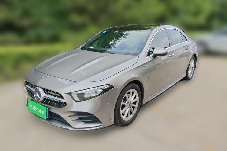 Ojetý Mercedes-Benz A-Class 2019 A 200 L Sport Sedan Guazi used car, China used car export, Used car for sale, Used  cars, Cheapest cars for sale