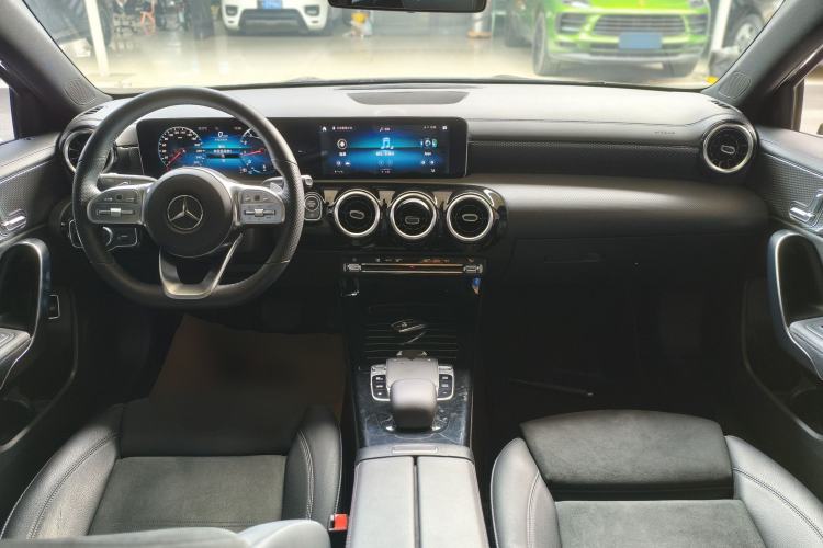 Used Mercedes-Benz A-Class 2019 A 200 L Sport Sedan Center Console