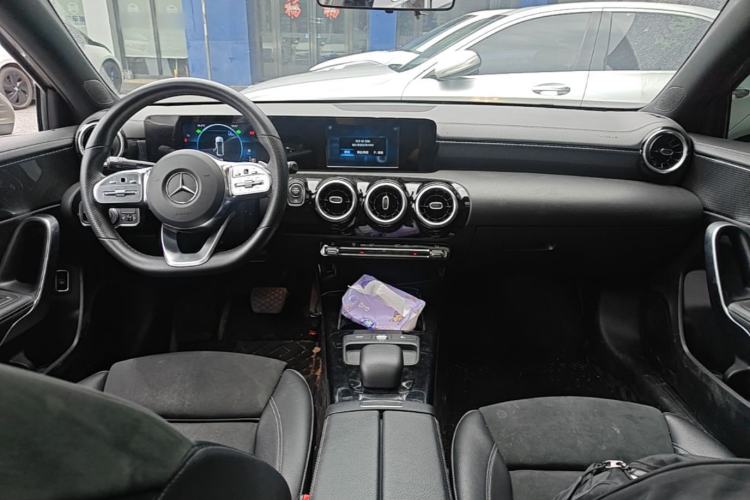 Used Mercedes-Benz A-Class 2019 Restyled A 180 L Sport Sedan Center Console