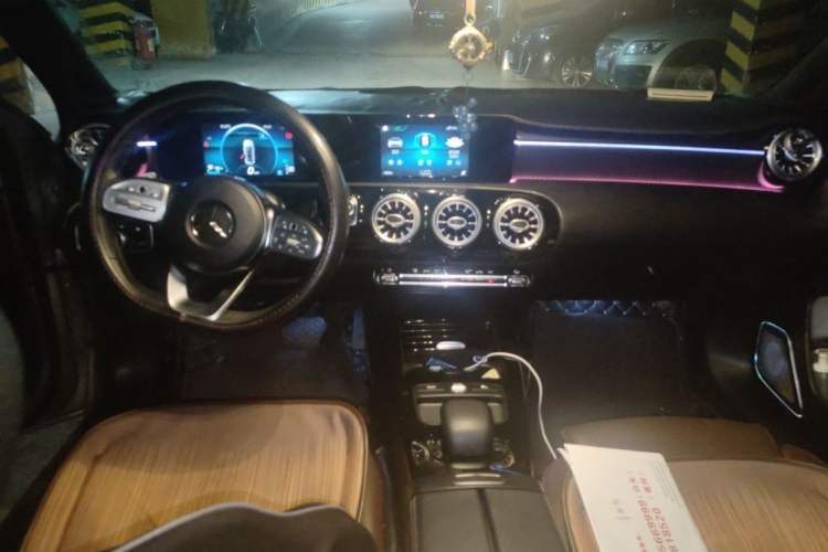 Used Mercedes-Benz A-Class 2019 A 180 L Sport Sedan Center Console