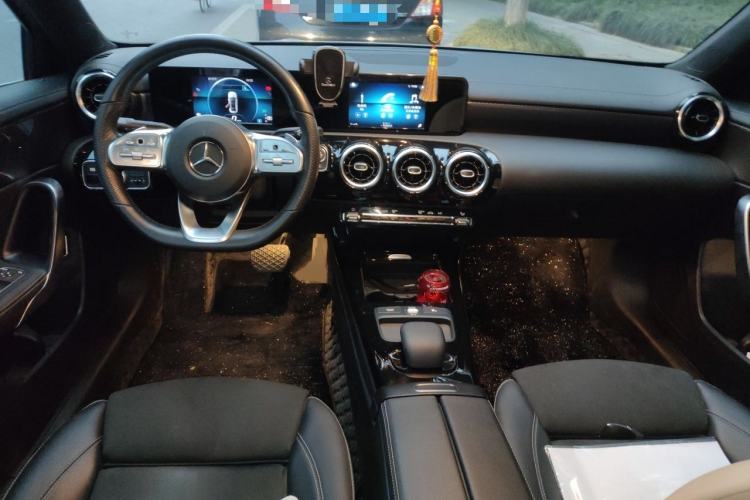 Used Mercedes-Benz A-Class 2019 A 180 L Sport Sedan Center Console