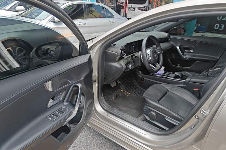 Used Mercedes-Benz A-Class 2019 Restyled A 180 L Sport Sedan Driver Seat