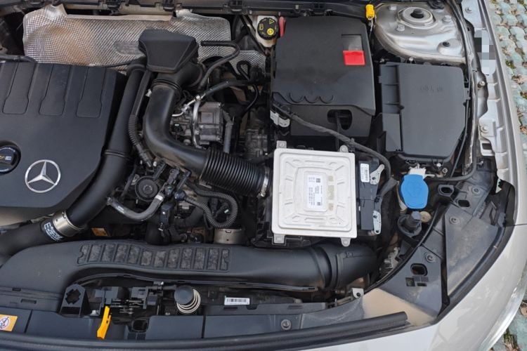 Used Mercedes-Benz A-Class 2019 A 200 L Sport Sedan Engine Bay Left