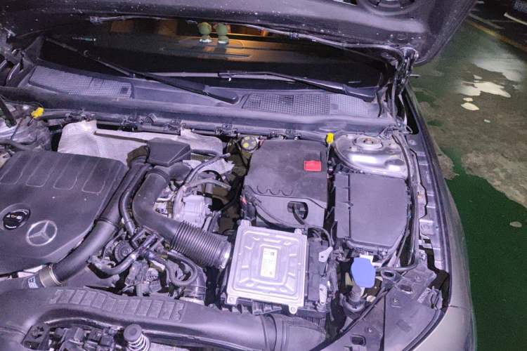 Used Mercedes-Benz A-Class  Engine Bay Left