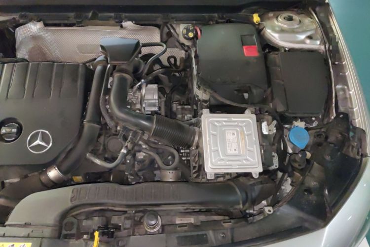 Used Mercedes-Benz A-Class 2019 A 200 L Sport Sedan Engine Bay Left