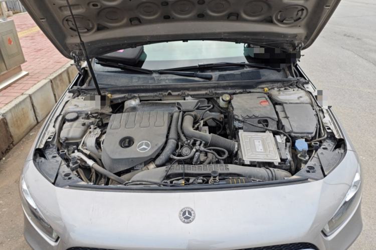 Used Mercedes-Benz A-Class 2019 A 200 L Engine Bay