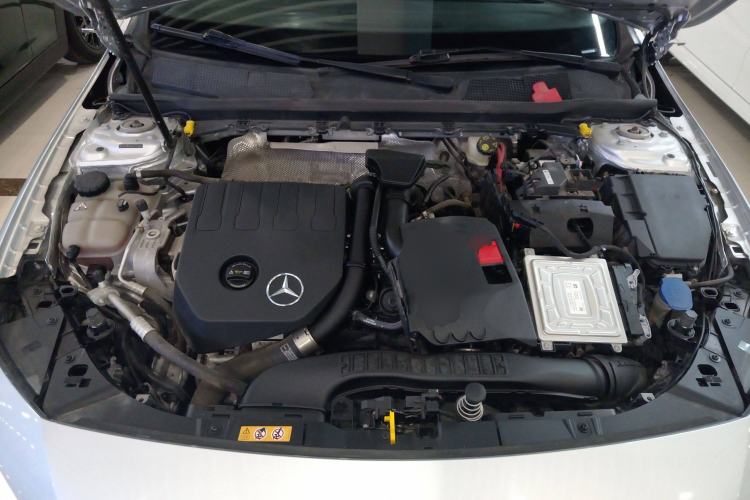 Used Mercedes-Benz A-Class 2019 A 200 Dynamic Edition Engine Bay