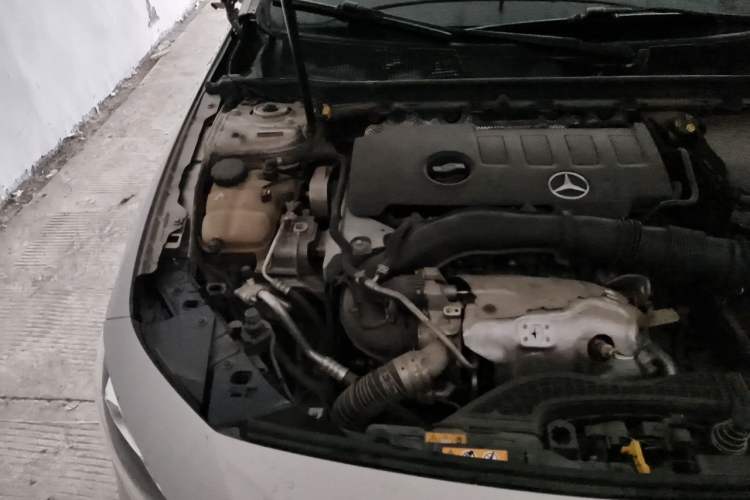 Used Mercedes-Benz A-Class 2019 A 220 L 4MATIC Sport Sedan Engine Bay Right