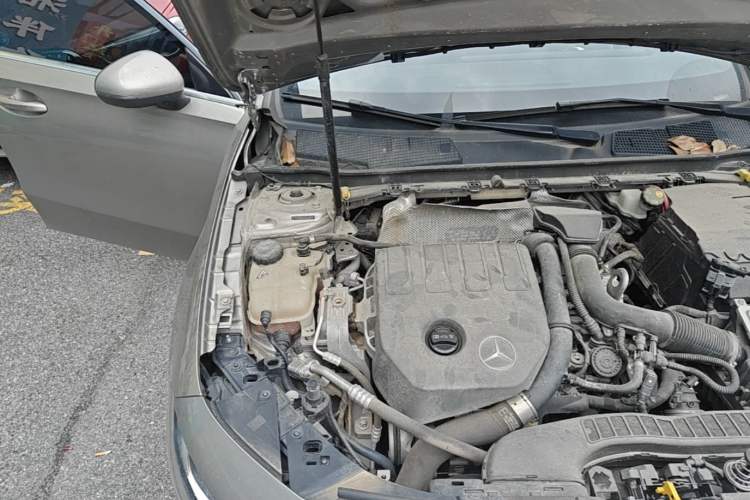 Used Mercedes-Benz A-Class 2019 Restyled A 180 L Sport Sedan Engine Bay Right
