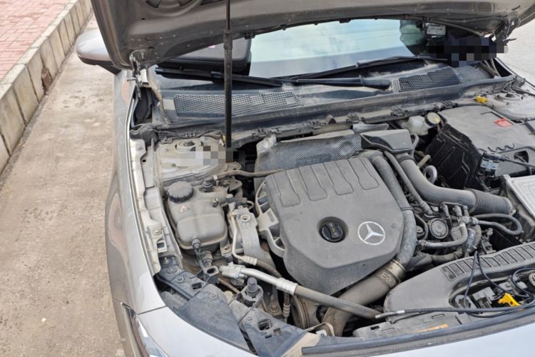 Used Mercedes-Benz A-Class 2019 A 200 L Engine Bay Right