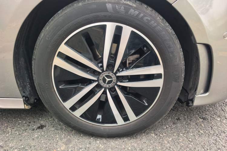 Used Mercedes-Benz A-Class 2019 A 180 L Sport Sedan Exterior 3