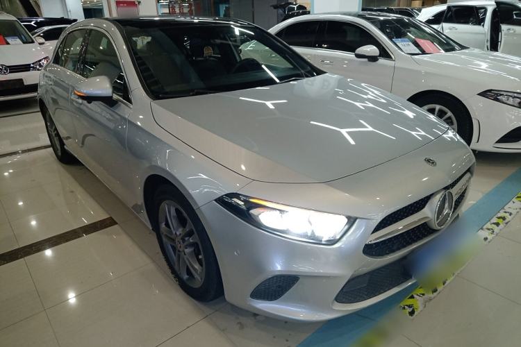 Used Mercedes-Benz A-Class 2019 A 200 Dynamic Edition Front Right 45 Deg
