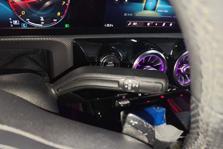 Used Mercedes-Benz A-Class 2019 A 200 L Sport Sedan Gear Lever