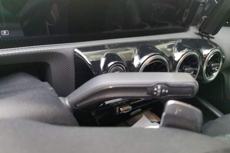 Used Mercedes-Benz A-Class 2019 A 200 L Sport Sedan Gear Lever