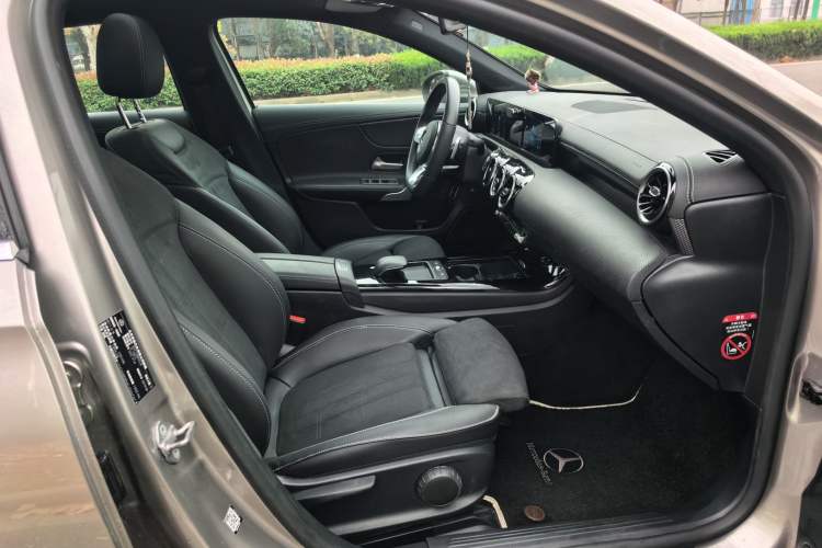 Used Mercedes-Benz A-Class 2019 A 180 L Sport Sedan Interior 1