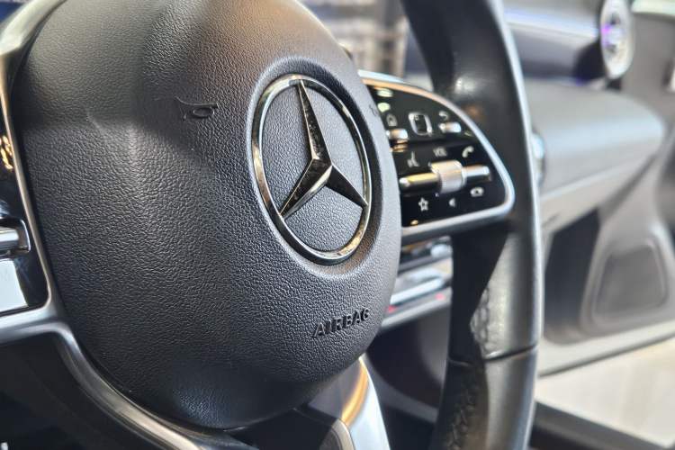 Used Mercedes-Benz A-Class 2019 A 200 Dynamic Edition Interior 11
