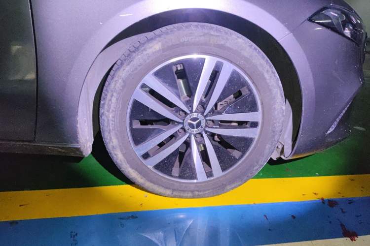 Used Mercedes-Benz A-Class  Right Front Wheel Hub