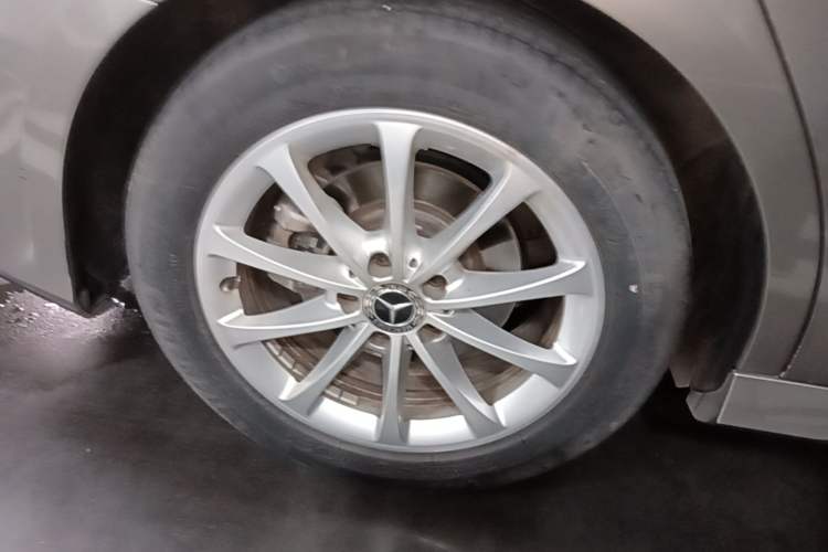 Used Mercedes-Benz A-Class 2019 A 200 L Sport Sedan Right Rear Wheel Hub