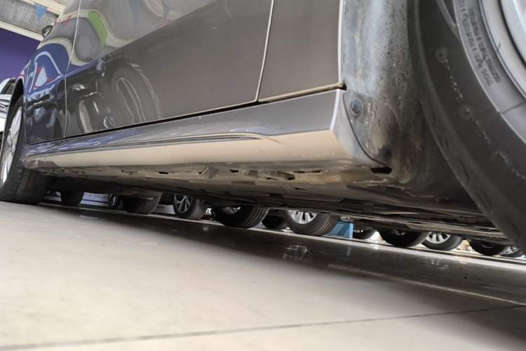 Used Mercedes-Benz A-Class 2019 A 200 L Sport Sedan Right Side Sill