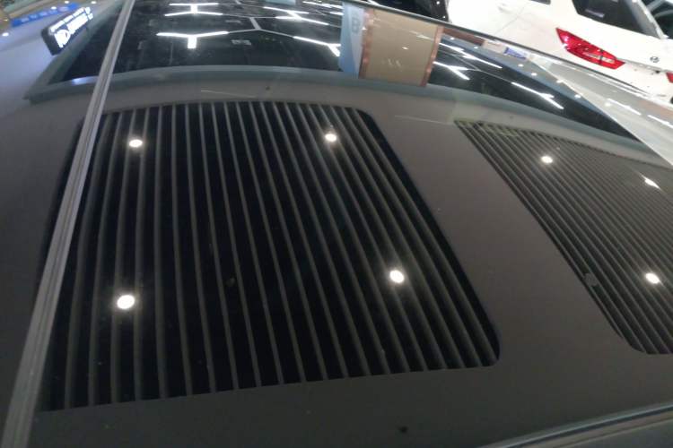 Used Mercedes-Benz A-Class 2019 A 200 Dynamic Edition Roof