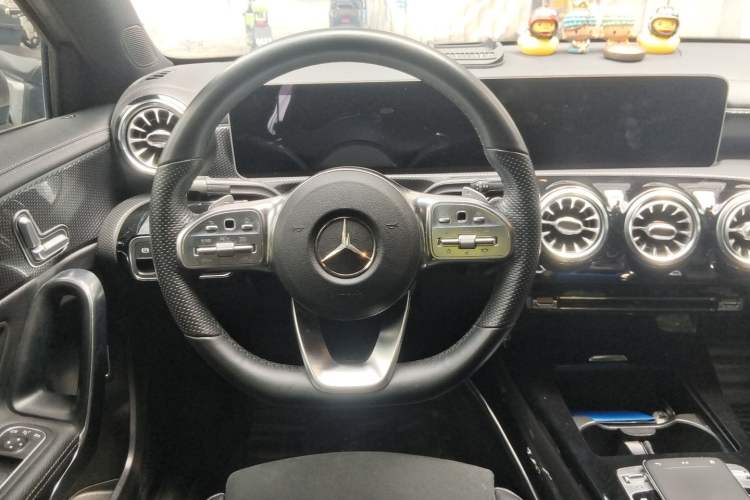 Used Mercedes-Benz A-Class 2019 A 200 L Sport Sedan Steering Wheel