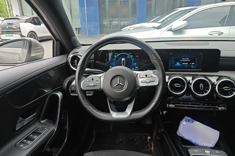 Used Mercedes-Benz A-Class 2019 Restyled A 180 L Sport Sedan Steering Wheel