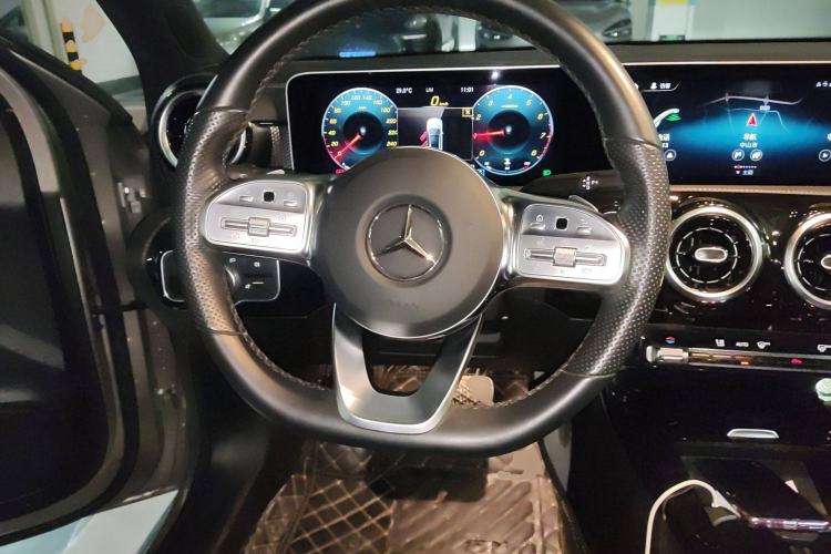 Used Mercedes-Benz A-Class 2019 A 200 L Sport Sedan Steering Wheel