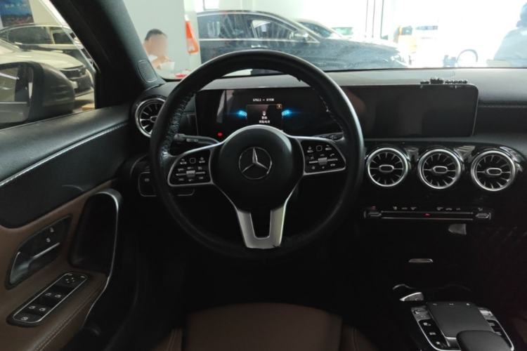 Used Mercedes-Benz A-Class 2019 A 200 Dynamic Edition Steering Wheel