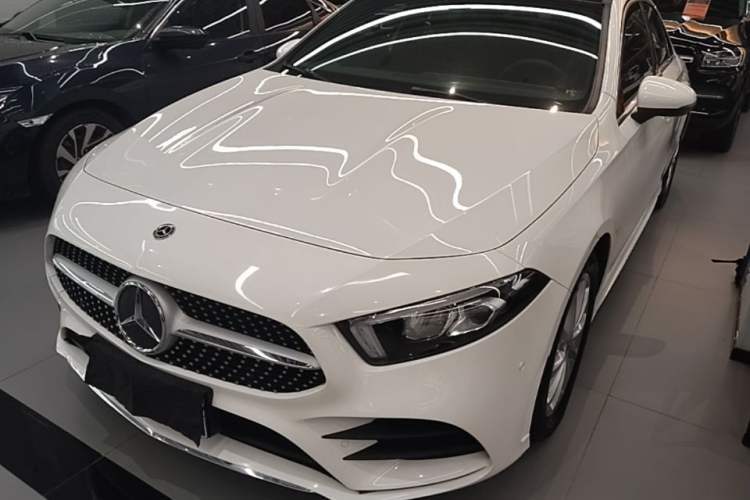 Used Mercedes-Benz A-Class 2019 A 200 L Sport Sedan Guazi used car, China used car export, Used car for sale, Used cars, Cheapest cars for sale