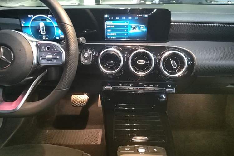 Used Mercedes-Benz A-Class 2019 A 180 L Sport Sedan Audio And AC Panel