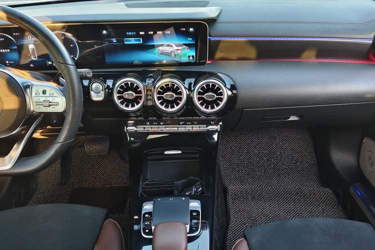 Used Mercedes-Benz A-Class 2019 A 200 L Sport Sedan Audio And AC Panel
