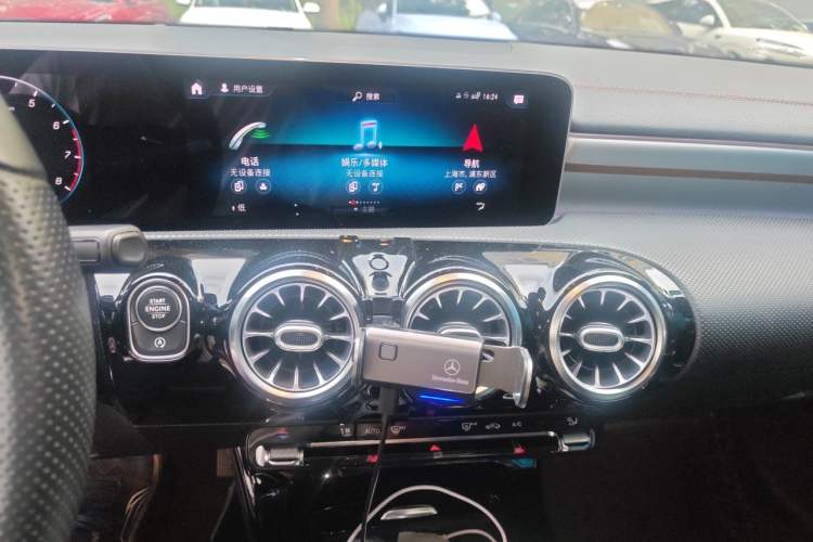 Used Mercedes-Benz A-Class 2019 A 200 L Sport Sedan First Edition Special Edition Audio And AC Panel