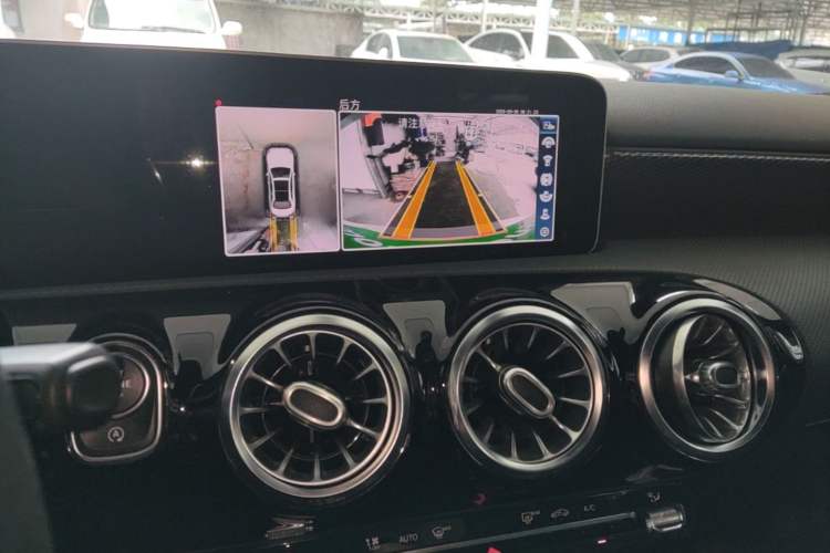 Used Mercedes-Benz A-Class 2019 A 200 Dynamic Edition Audio And AC Panel