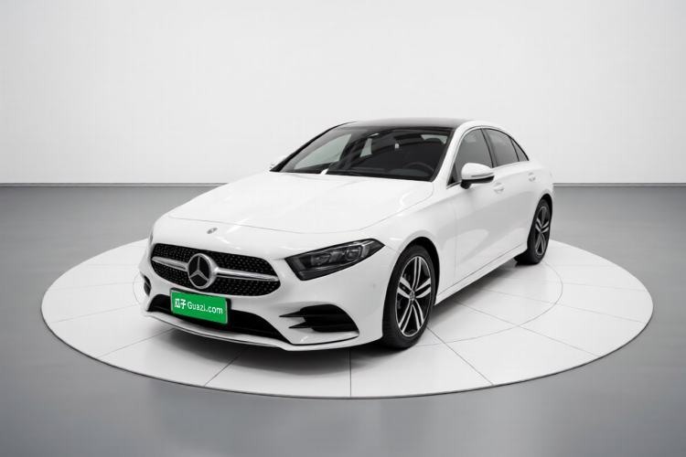 Ojetý Mercedes-Benz A-Class 2019 A 180 L Sport Sedan Guazi used car, China used car export, Used car for sale, Used cars, Cheapest cars for sale