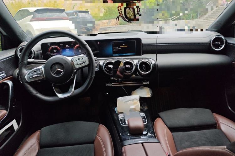 Used Mercedes-Benz A-Class 2019 A 200 L Sport Sedan Center Console