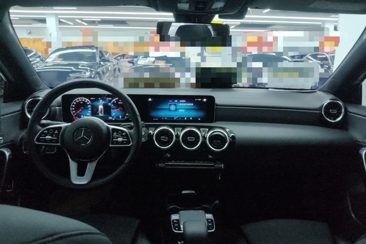 Used Mercedes-Benz A-Class 2019 A 200 L Center Console