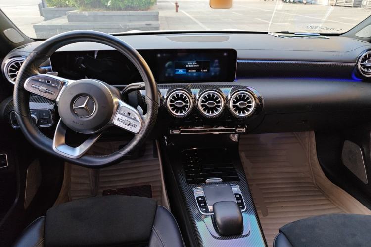 Used Mercedes-Benz A-Class 2019 A 200 L Sport Sedan Center Console