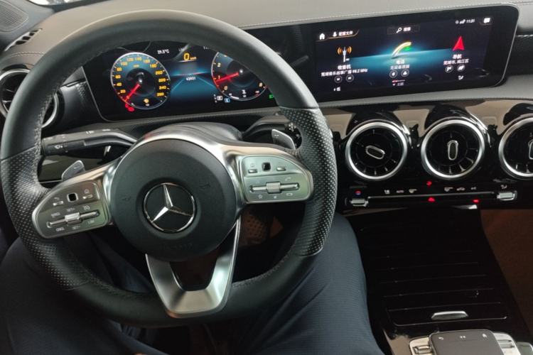 Used Mercedes-Benz A-Class 2019 Restyled A 200 L Sport Sedan Center Console