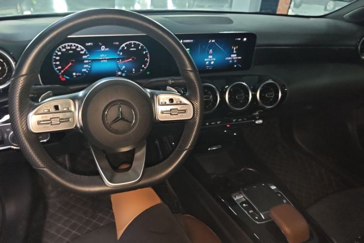 Used Mercedes-Benz A-Class 2019 Restyled A 200 L Sport Sedan Center Console