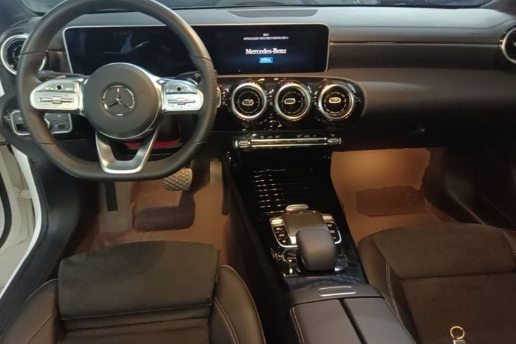 Used Mercedes-Benz A-Class 2019 A 200 L Sport Sedan Center Console